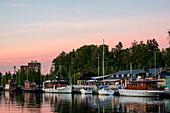 Yachthafen am Särkänniemi Freizeitpark, Tampere, Finnland