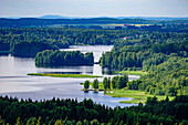 Blick vom Aussichtsturm im Aulanko-Naturpark, Hämeenlinna, Finnland