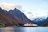 MS Kong Harald in the Hjoerundfjord, Moere and Romsdal, Hurtigrute, Norway, Europe