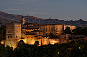 Blick von Albaicin auf die Alhambra, Granada, Andalusien, Spanien.