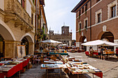 Marostica; Piazza Castello; Doglione, Castello Inferiore, Mercato dell'Antiquariato
