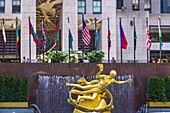 New York City, Manhattan, Midtown, Rockefeller Center, Sunken Garden with Gilded Prometheus, General Electric Building