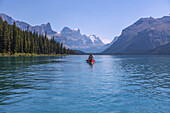 Jasper National Park, Maligne Lake, canoeists (model released)