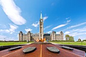 Ottawa, Parliament Hill, Centennial Flame, Centre Block, Ontario, Kanada