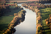 Die Weser bei Porta Westfalica im Morgenlicht, Nordrhein-Westfalen, Deutschland, Europa