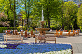 AlpenSole fountain in the spa gardens of Bad Reichenhall, Berchtesgadener Land, Upper Bavaria, Bavaria, Germany