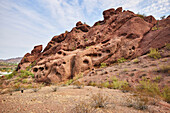 Unique Rock formation along hiking trail in Camel Back Mountain in Phoenix, Arizona