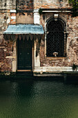 Detail alte Fassade in Venedig, Italien
