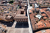 Blick auf die Piazza del Comune von oben, Cremona, Lombardei, Italien, Europa