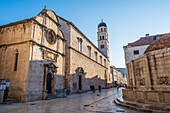 Franciscan Monastery and Big Onofrio&#39;s Fountain in Dubrovnik, Croatia