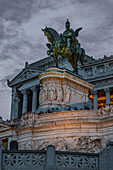 Reiterstandbild von Viktor Emanuel II. am  Monumento a Vittorio Emanuele II, Rom, Latium, Italien, Europa