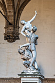 Statue Rape of the Sabines by Giambologna in the Loggia dei Lanzi, Piazza della Signoria, Florence, Tuscany, Italy, Europe