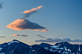 Wolkenstimmung über Schöntaufspitze und Madritschspitze, vom Ortler, Ortlergruppe, Nationalpark Stilfser Joch, Südtirol, Italien