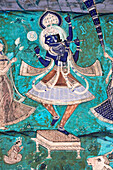 Krishna hebt den Govardhan-Hügel mit seinem kleinen Finger an, Die Chitrashala-Wandmalereien