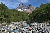 Trekking im wunderschönen Cerro Castillo Reservat, Aysen, Patagonien, Chile.