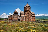 Armenie,province d'Aragatsotn,eglise d'Hovhannavank / Armenia,Aragatsotn province,Hovhannavank church.