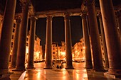 Pantheon von Marcus Agrippa, römischer Tempel mit korinthischen Säulen, Platz Piazza della Rotonda, Rom, Latium, Italien, Europa.