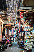 Shop in the souk, Medina, Marrakech, Morocco, North Africa, Africa