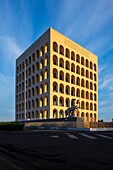 Palazzo della Civilta, Stadtteil EUR, Rom, Latium, Italien, Europa