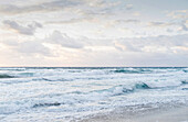 USA, Florida, Boca Raton, Sea waves and white clouds