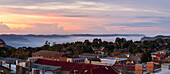 Australia, NSW, Katoomba, Townscape and mountains at sunset