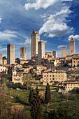 Italien, Toskana, San Gimignano, mittelalterliche Türme und Gebäude