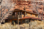 USA, Utah, Escalante, House in Grand Staircase-Escalante National Monument