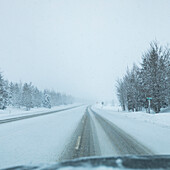 United States, Idaho, Bellevue, Snowstorm on highway seen from car