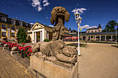 Sphinx vor der Neuen Kolonnade in Franzensbad, Frantiskovy Lázne; Tschechische Republik