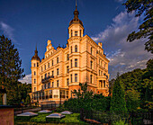 Renaissance style villa built in 1890, now Hotel Bristol Palace, Karlovy Vary, Karlovy Vary, Czech Republic