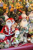 Weihnachtsschmuck am Weihnachtsmarkt, Nürnberg, Deutschland ()