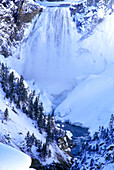 USA, Wyoming, Yellowstone National Park. Winter scenic at Grand Canyon of the Yellowstone