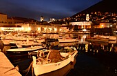 Am Alten Hafen von Dubrovnik, Süd-Dalmatien, Kroatische Adriaküste, Kroatien