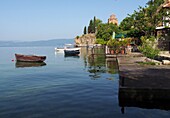 An der Jovan-Kirche in Ohrid am Ohridsee, Nordmazedonien
