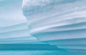 Eisberge treiben in den Fjorden Südgrönlands, Dänemark