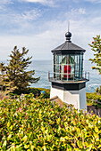 Kap Meares, Oregon, USA. Leuchtturm von Cape Meares an der Küste von Oregon.