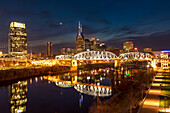 Twilight over Cumberland River and the skyline of Nashville, Tennessee, USA