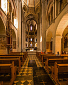 Limburg Cathedral, nave looking towards the choir, Limburg an der Lahn, Hesse, Germany