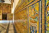 Azulejos im Gotischen Palast, Königspalast Alcázar, Sevilla Andalusien, Spanien  