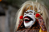 Traditionelle Maske auf einem Fest auf Bali, Indonesien