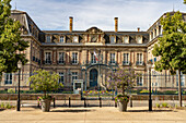 Verwaltungsgebäude der Präfektur Préfecture du Haut-Rhin in Colmar, Elsass, Frankreich