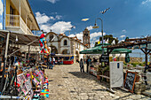 Markt vor der Kirche Timiou Stavrou oder Heilige-Kreuz-Kirche in Pano Lefkara, Zypern, Europa