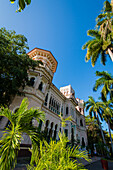 Kuba. Cienfuegos. Der Palacio de Valle, der 1919 im kunstvollen marokkanischen Stil erbaut wurde, war viele Jahre lang ein Casino.