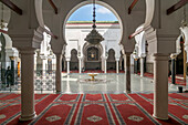 Innenhof der Kairaouine Moschee, Fes, Königreich Marokko, Afrika