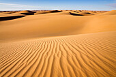 Sanddünen in der libyschen Wüste, Libyen