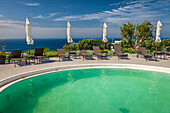 Swimming Pool des Hotels Tenuta Del Poggio Antico in Forio, Insel Ischia, Golf von Neapel, Kampanien, Italien