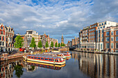 Binnen Amstel mit Munttoren am Morgen, Amsterdam, Benelux, Beneluxstaaten, Nordholland, Noord-Holland, Niederlande