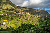 Landschaft im Tal von Hermigua, La Gomera, Kanarische Inseln, Spanien 
