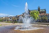 Place de la Comedie mit Kathedrale Saint-Etienne in Metz, Moselle, Lothringen, Grand Est, Frankreich