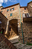 In the back streets of Chiusdino, Province of Siena, Tuscany, Italy